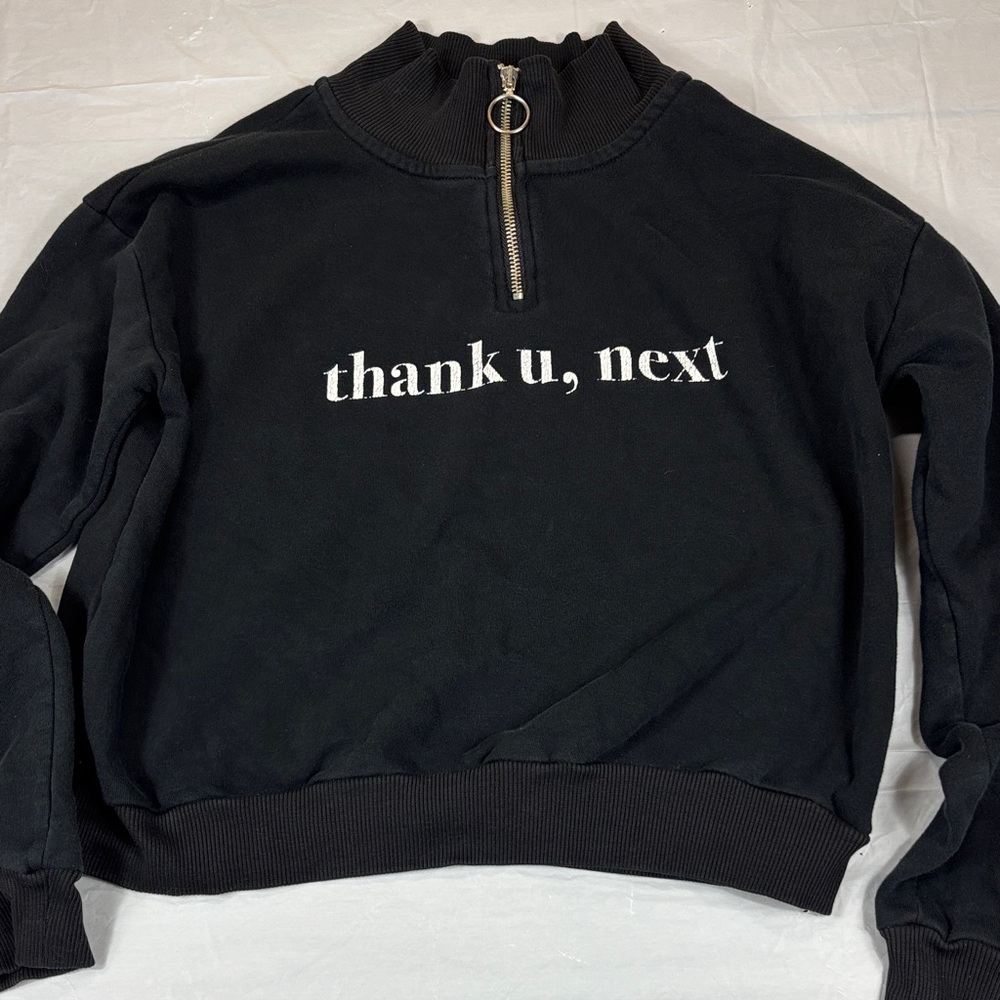 ARIANA GRANDE Gray Sweatshirt with White Logo